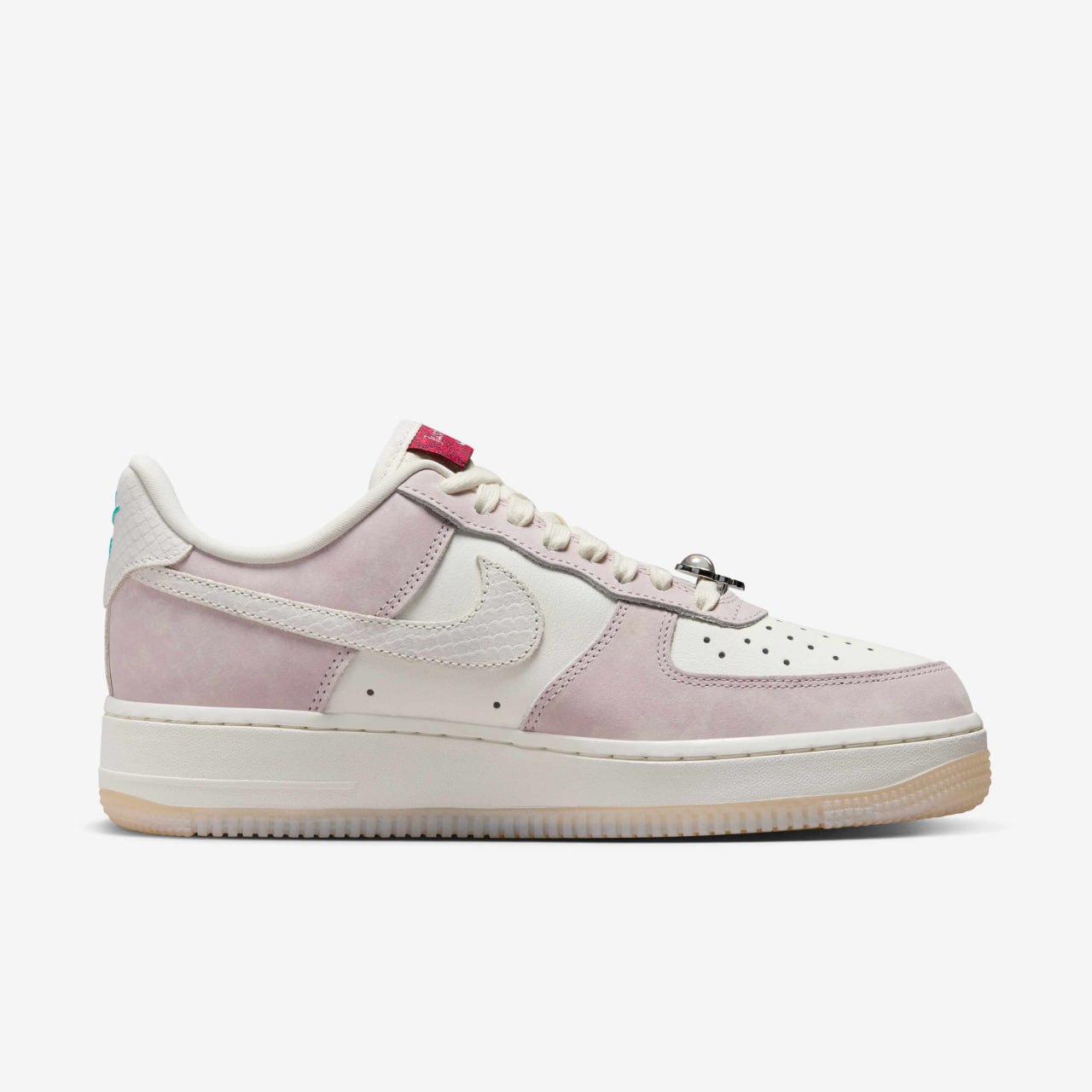 Nike Air Force 1 ’07 LX Women’s Shoes