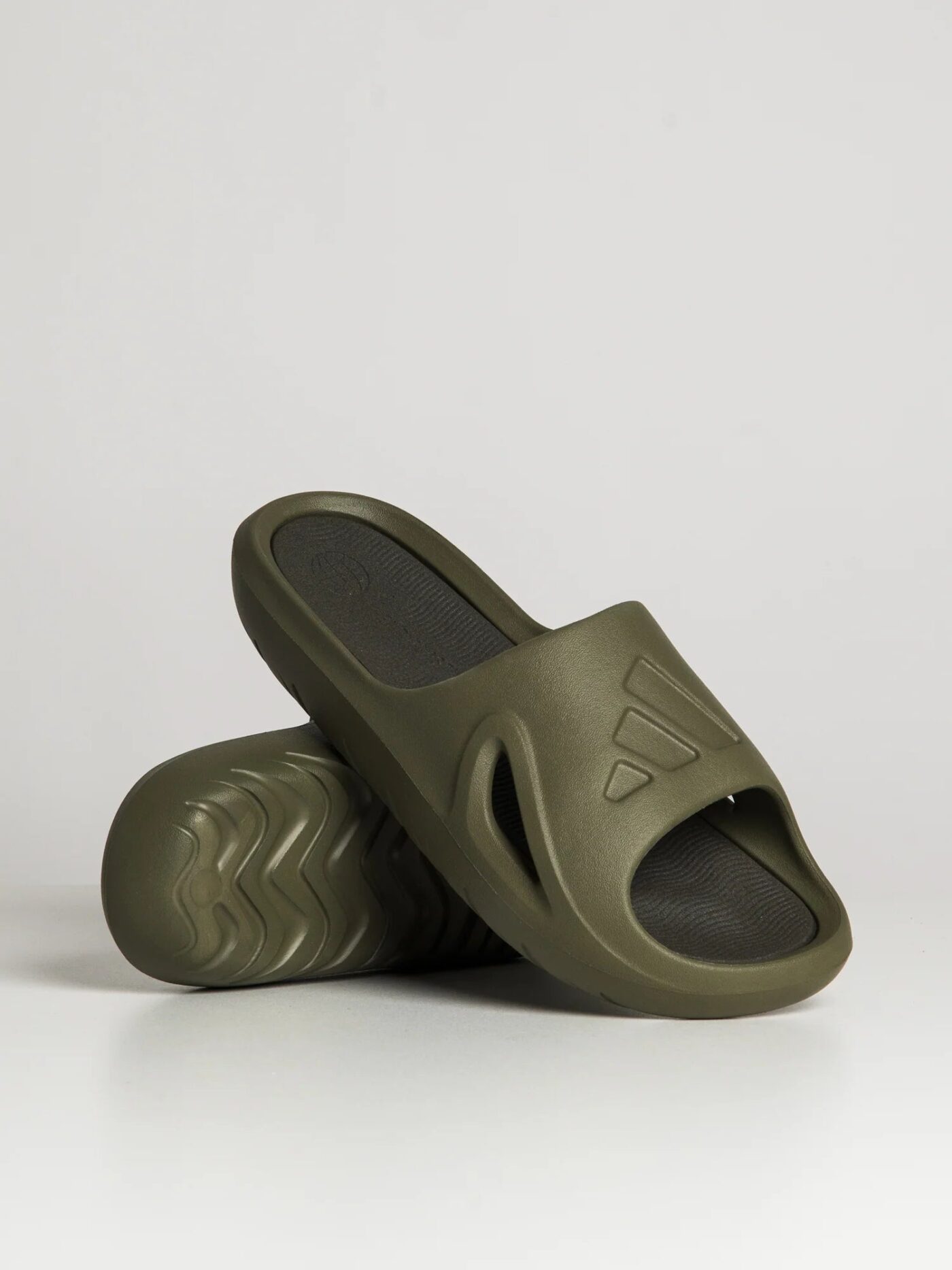 Claquettes Adidas Adicane DEGAGEMENT