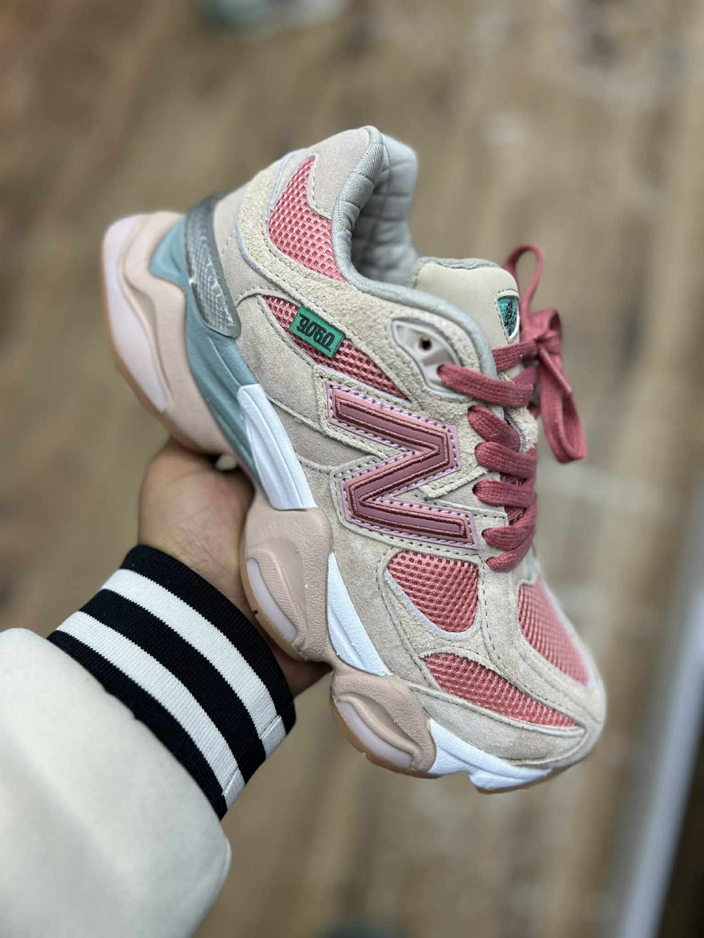New Balance U9060 Pink